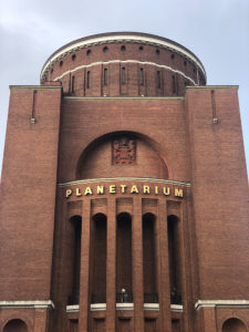 hamburg planetarium